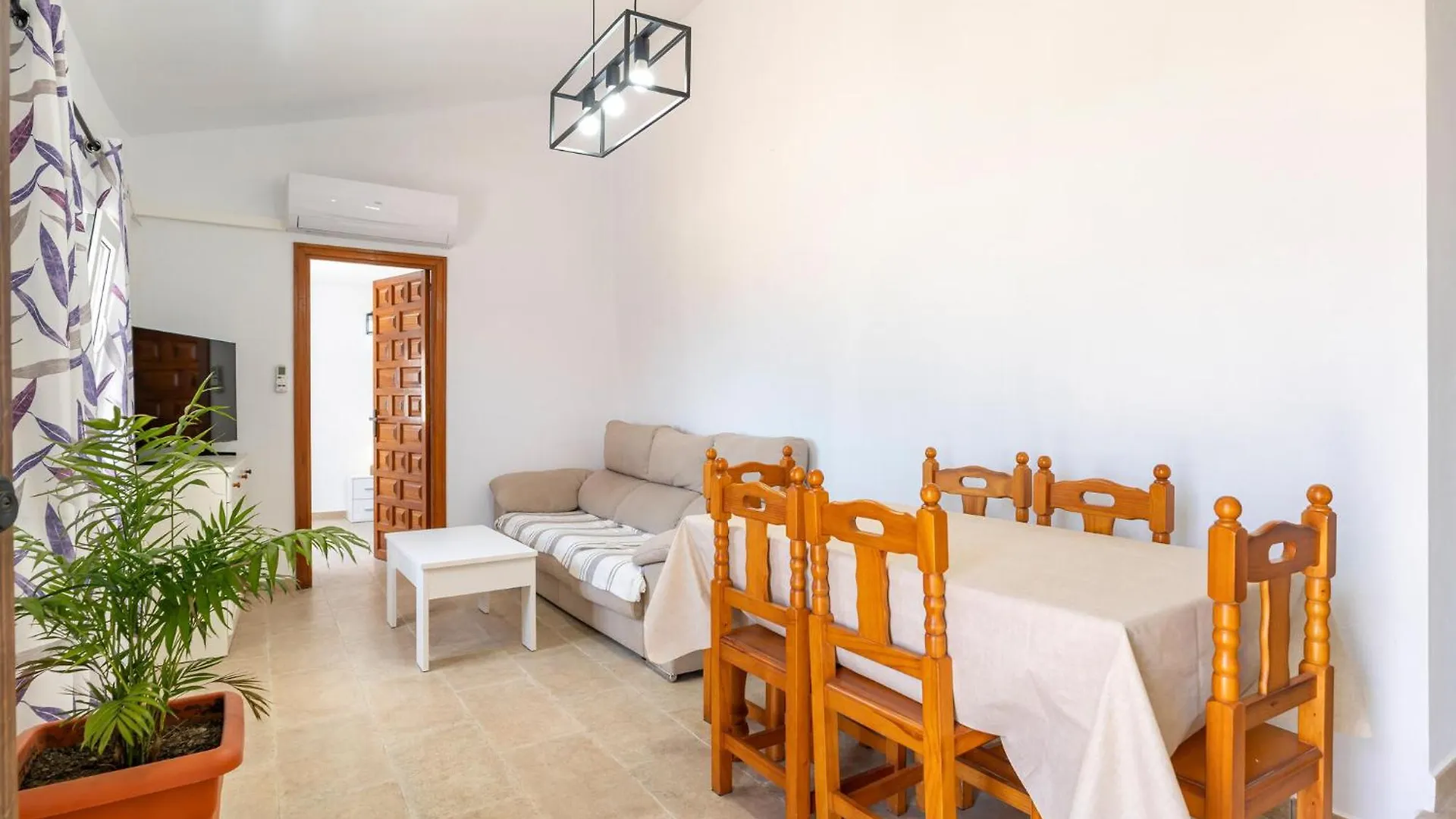 Cozy Home In Benajarafe With Kitchenette 0*,  Испания